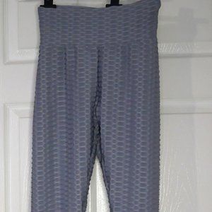 FASHION NOVA SCRUNCH BUTT ACTIVE LEGGINGS